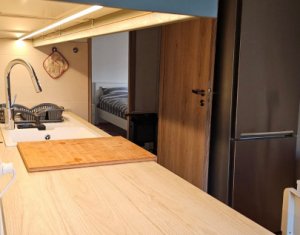 3 camere, decomandat, zona strazii Plopilor 