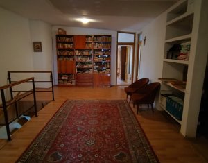 Bureau à louer dans Cluj-napoca, zone Dambul Rotund