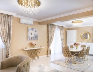 Casa 300mp, piscina incalzita, Borhanci, garaj, parcare, teren 700mp