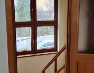 Casa pretabila pentru birouri in Andrei Muresanu