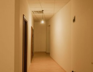 Pretabil pentru studenti,1 camera, 20 mp, zona Garii