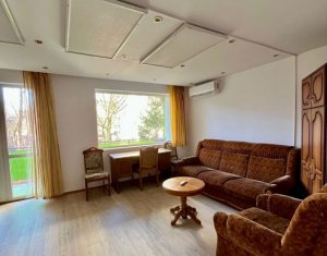 Apartament 3 camere, 2 balcoane, Plopilor