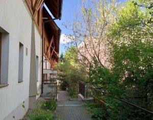 Apartament in vila, zona Andrei Muresanu