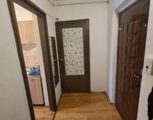 De inchiriat apartament cu 2 camere str Izlazului