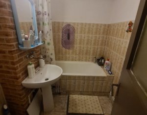 De inchiriat apartament cu 2 camere str Izlazului