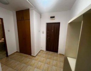 Apartment 1 rooms for rent in Floresti