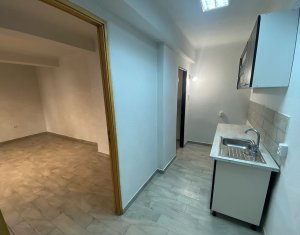 Apartament de inchiriat In Piata Muzeului pentru birouri/comercial