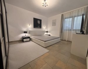 3 camere, parcare, terasa 40 mp, zona Vivo