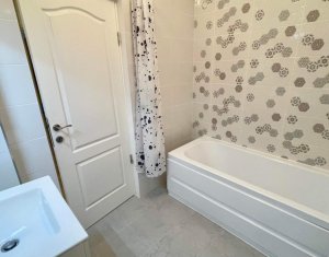 Apartament 2 camere, ultrafinisat, etajul 1, parcare