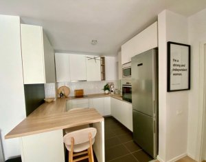 Apartament 2 camere semidecomandate, cartier Buna Ziua, parcare, balcon