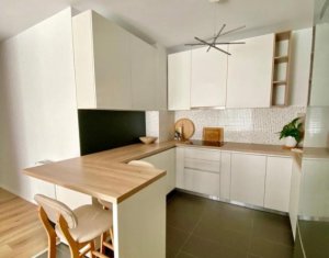 Apartament 2 camere semidecomandate, cartier Buna Ziua, parcare, balcon