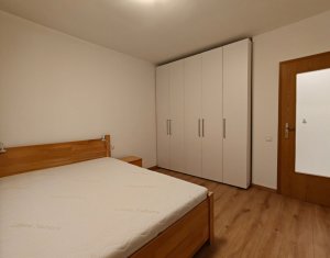 Apartament 3 camere decomandat pe Str. Aurel Vlaicu
