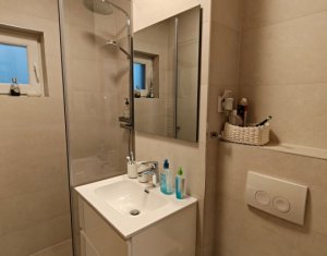 Apartament 3 camere decomandat pe Str. Aurel Vlaicu