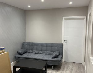 3 camere, parcare, terasa, zona strazii Traian Vuia