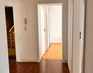 Appartement 3 chambres à louer dans Cluj-napoca, zone Plopilor