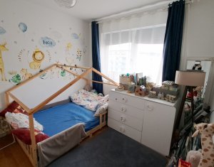 Apartament  cu 3 camere  de inchiriat in Floresti, zona Vivo