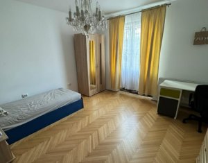 Apartament cu 2 camere in zona Semicentrala