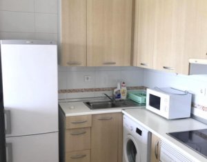 Inchiriere apartament 2 camere Viva City, parcare subterana zona Iulius Mall
