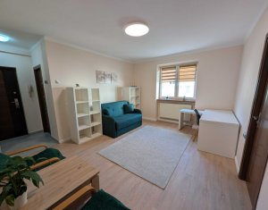 Apartament 2 camere in Centru, parcare in curte