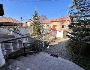 Bureau à louer dans Cluj-napoca, zone Gruia