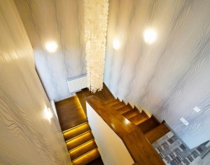 House 5 rooms for rent in Sannicoara