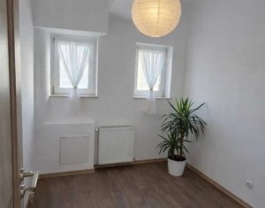 Appartement 3 chambres à louer dans Cluj-napoca, zone Centru