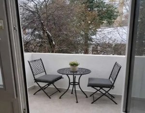 Appartement 3 chambres à louer dans Cluj-napoca, zone Centru