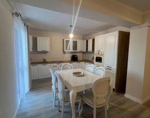 Apartament de 2 camere, zona Tetarom, modern si spatios !