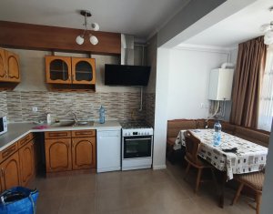 Apartament trei camere, semidecomandat, mobilat, zona BMW
