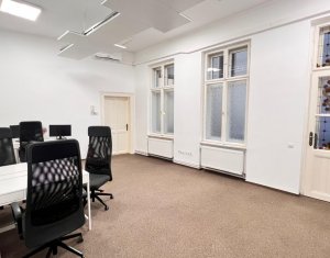 Bureau à louer dans Cluj-napoca, zone Centru