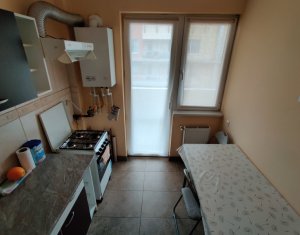 Apartament 2 camere, semidecomandat, Golden Tulip, cartier Zorilor