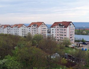 Inchiriere apartament 2 camere, mobilat si utilat, parcare, Calea Turzii