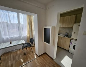 Garsonieră modernă, zona UMF