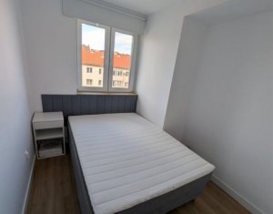Apartament o camera tip sudio, zona strazii Horea, bloc nou, balcon