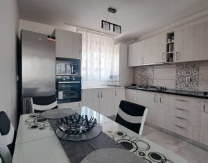 Apartament cu 3 camere pe Sesul de Sus cu parcare
