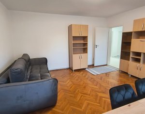 Apartament cu 3 camere, decomandat, Gradini Manastur, 90 mp