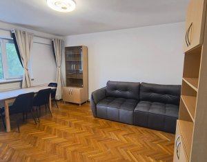Apartament cu 3 camere, decomandat, Gradini Manastur, 90 mp