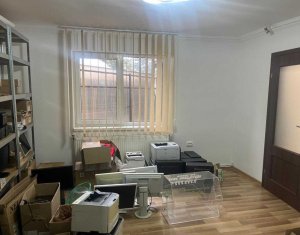 Ház 4 szobák kiadó on Cluj-napoca, Zóna Andrei Muresanu