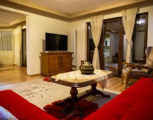 House 5 rooms for rent in Sannicoara