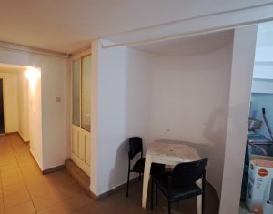 Spatiu de inchiriat la demisol