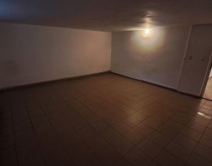 Spatiu de inchiriat la demisol