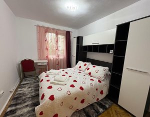 Apartament 3 camere, 2 dormitoare, 70,5 mp, logie, izolat termic