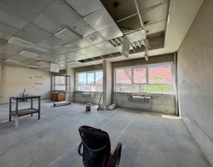 Spatiu activitati mixte 211mp, H=4m, str. Horea, cladire administrativa