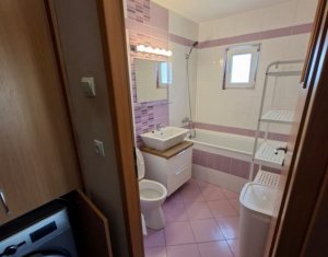 Inchiriere apartament 3 camere etaj 3/4 in Zorilor