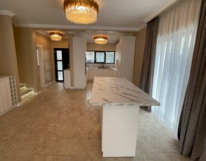 Duplex ultrafinisat, Voronet, cartier Iris, parcare, terasa, curte