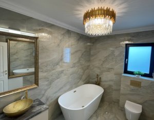 Duplex ultrafinisat, Voronet, cartier Iris, parcare, terasa, curte