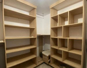 Appartement 4 chambres à louer dans Cluj-napoca, zone Borhanci