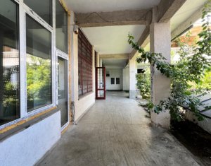 Espace Commercial à louer dans Cluj-napoca, zone Manastur
