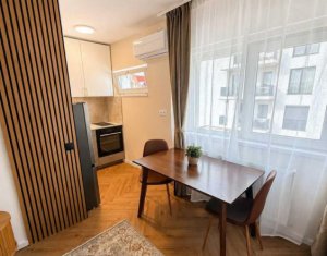 Garsoniera ultracentrala de inchiriat – complet renovata, mobilata si utilata