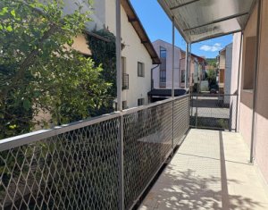 Apartament cu 3 camere, parcare, zona strazii Campului